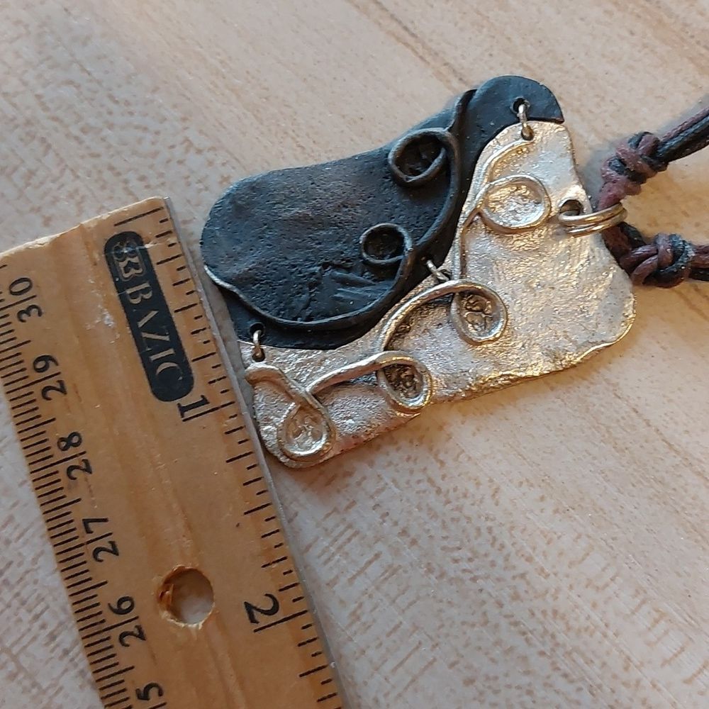 Anju Jewelry Rustic Mixed Metal Necklace - Picture 5 of 5